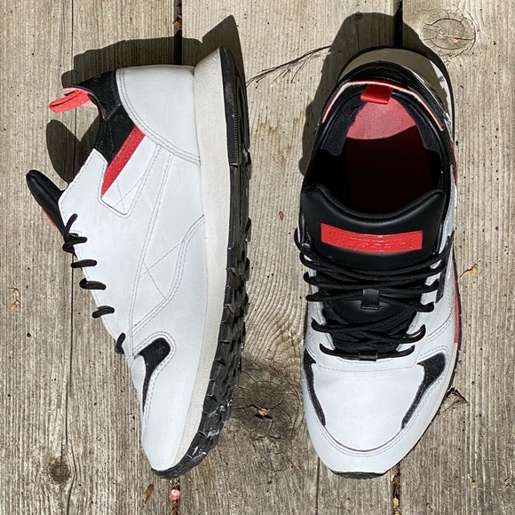 Women’s Reebok running shoes - Picture 14 of 15